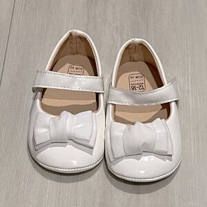 Baby White Dress Shoes NWOT